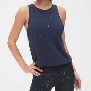 GapFit Breathe cropped tank and 7/8 leggings